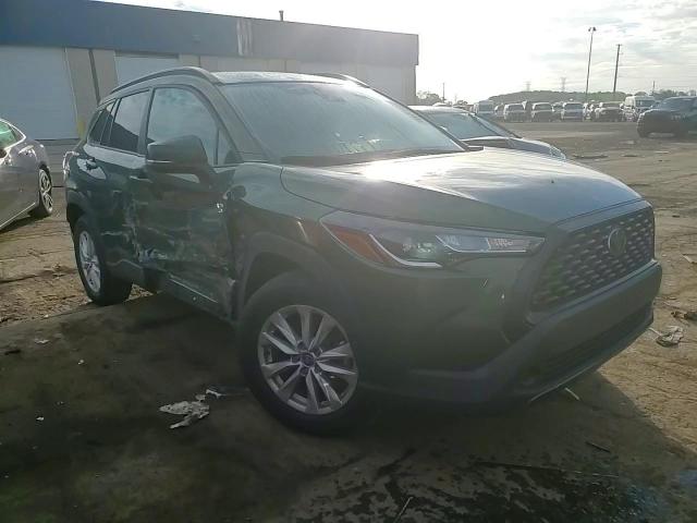 2022 Toyota Corolla Cross Le VIN: 7MUCAAAG9NV035433 Lot: 72101245