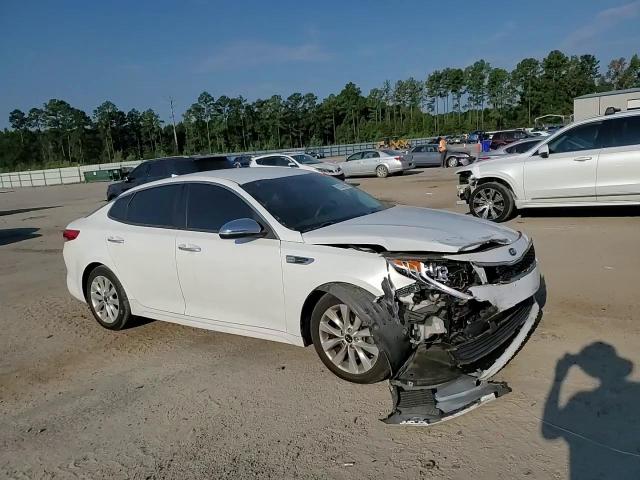2017 Kia Optima Lx VIN: 5XXGT4L33HG124048 Lot: 81237085
