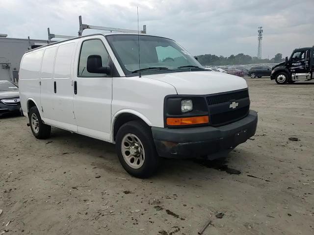 2010 Chev Express G15 VIN: 1GCUGADX2A1179874 Lot: 81594455