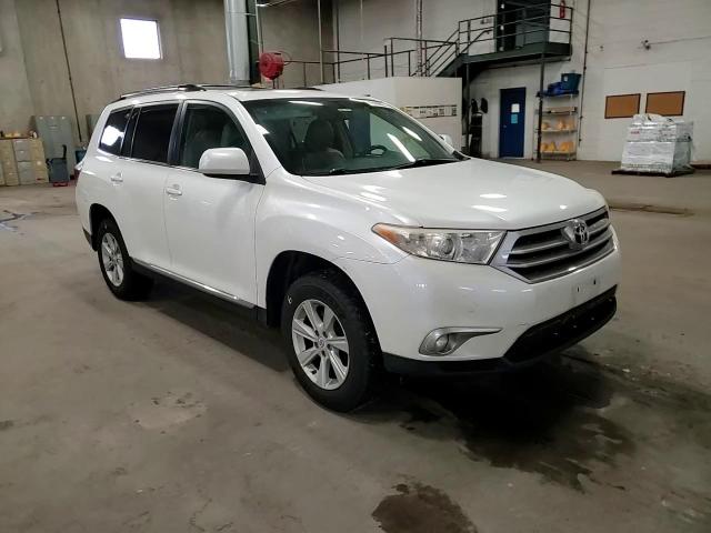 2011 Toyota Highlander Base VIN: 5TDBK3EH0BS065353 Lot: 71618825