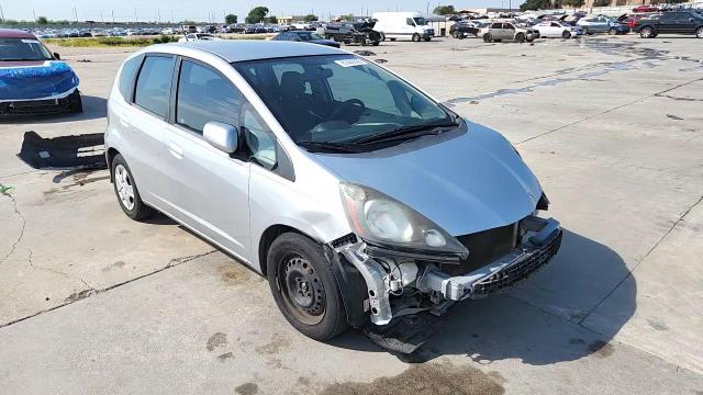 2013 Honda Fit VIN: JHMGE8H30DC070694 Lot: 81406335