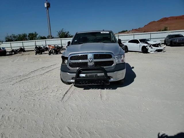 2017 Ram 1500 St VIN: 3C6JR6AG2HG768831 Lot: 80075915