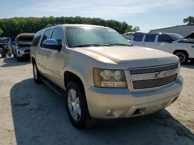 2007 Chevrolet Suburban K1500 VIN: 3GNFK16347G317059 Lot: 81213085