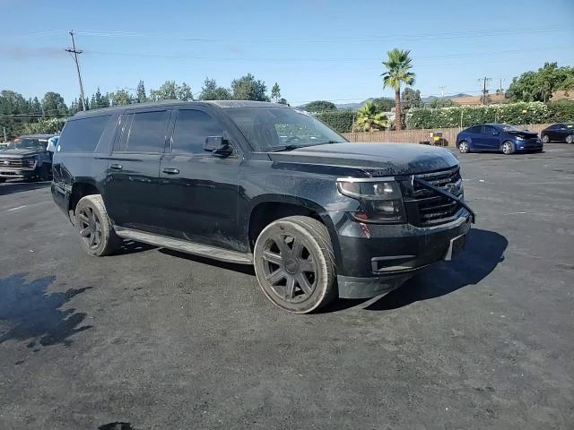 2018 Chevrolet Suburban C1500 Lt VIN: 1GNSCHKC4JR210160 Lot: 71520695