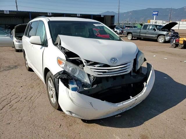 2016 Toyota Sienna Le VIN: 5TDKK3DC3GS736821 Lot: 71256935
