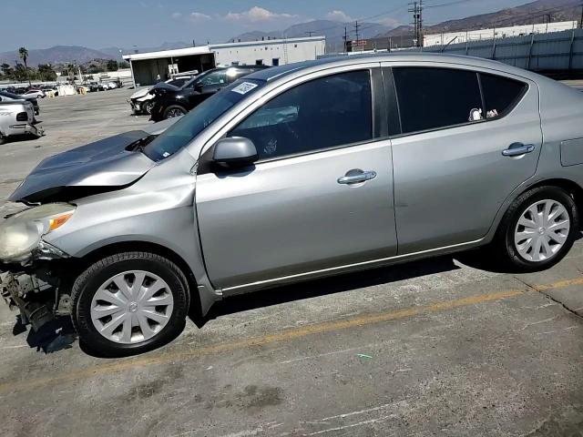 2014 Nissan Versa S VIN: 3N1CN7AP4EK453785 Lot: 81733965