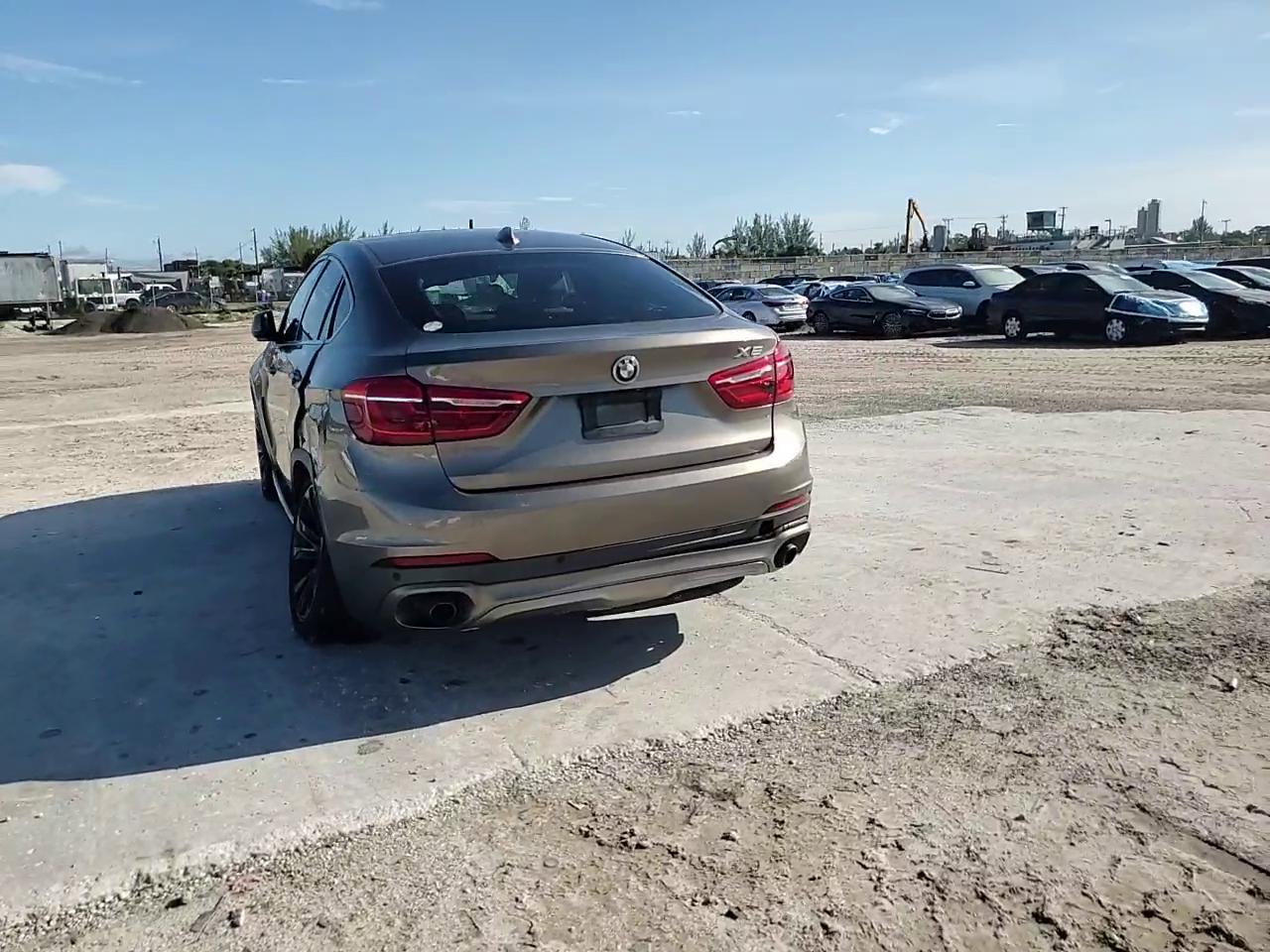 Фото: 5UXKU0C57H0F99738