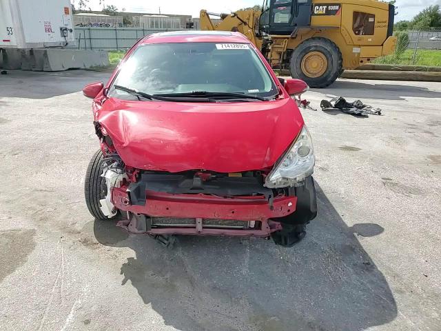2014 Toyota Prius C VIN: JTDKDTB31E1068704 Lot: 71665335