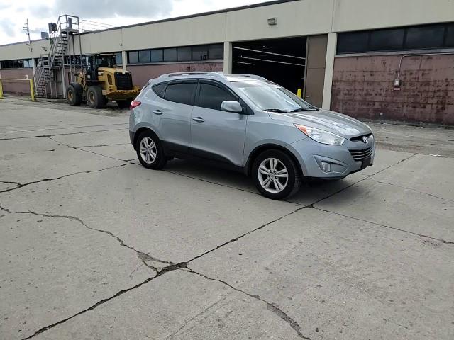 2011 Hyundai Tucson Gls VIN: KM8JU3AC5BU174947 Lot: 81733185
