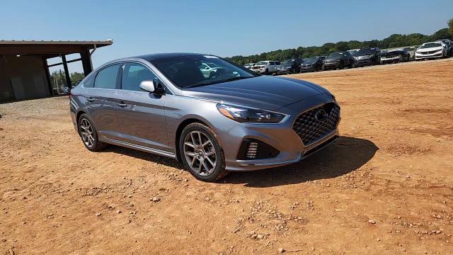 2018 Hyundai Sonata Sport VIN: 5NPE34AB2JH726791 Lot: 71244275