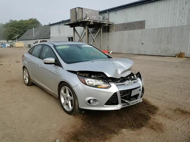 2012 Ford Focus Titanium VIN: 1FAHP3J22CL174077 Lot: 80637715