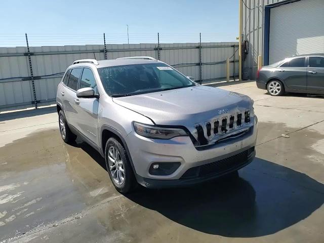 2019 Jeep Cherokee Latitude Plus VIN: 1C4PJLLN3KD100576 Lot: 81036585