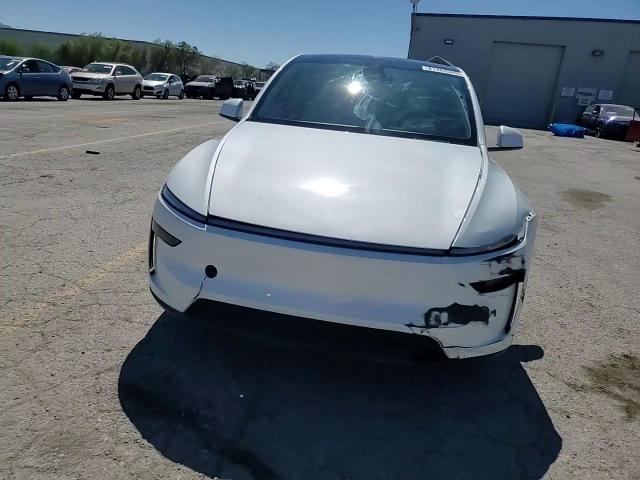 2026 Tesla Model Y VIN: 7SAYGDEE8TF365707 Lot: 81463345