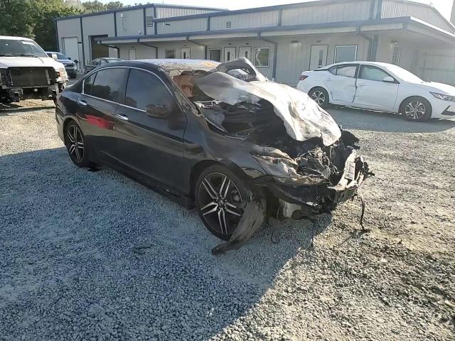 2017 Honda Accord Sport VIN: 1HGCR2F55HA138979 Lot: 71444175