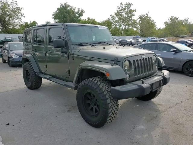 2015 Jeep Wrangler Unlimited Sahara VIN: 1C4BJWEG0FL571719 Lot: 81011165