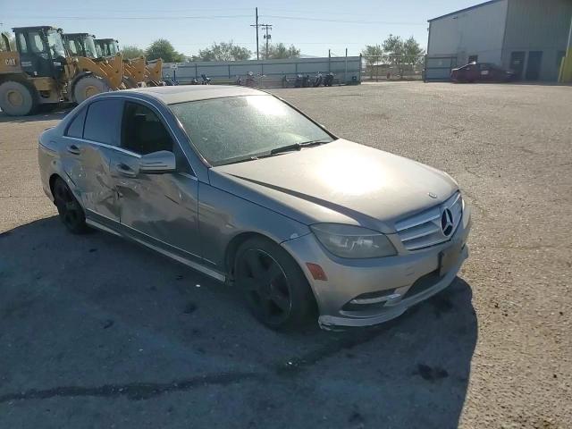 2011 Mercedes-Benz C 300 VIN: WDDGF5EBXBR153414 Lot: 92886805