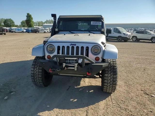 2008 Jeep Wrangler Unlimited Sahara VIN: 1J8GA591X8L575746 Lot: 84580255