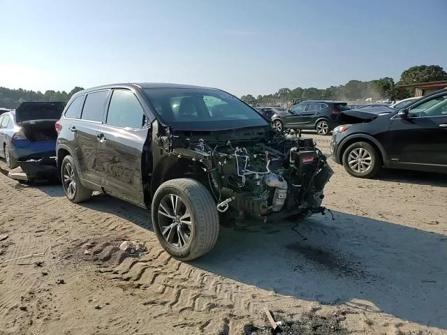 2019 Toyota Highlander Le VIN: 5TDBZRFH5KS709233 Lot: 71224945