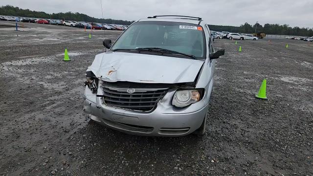 2007 Chrysler Town & Country Touring VIN: 2A4GP54L47R284142 Lot: 81850945