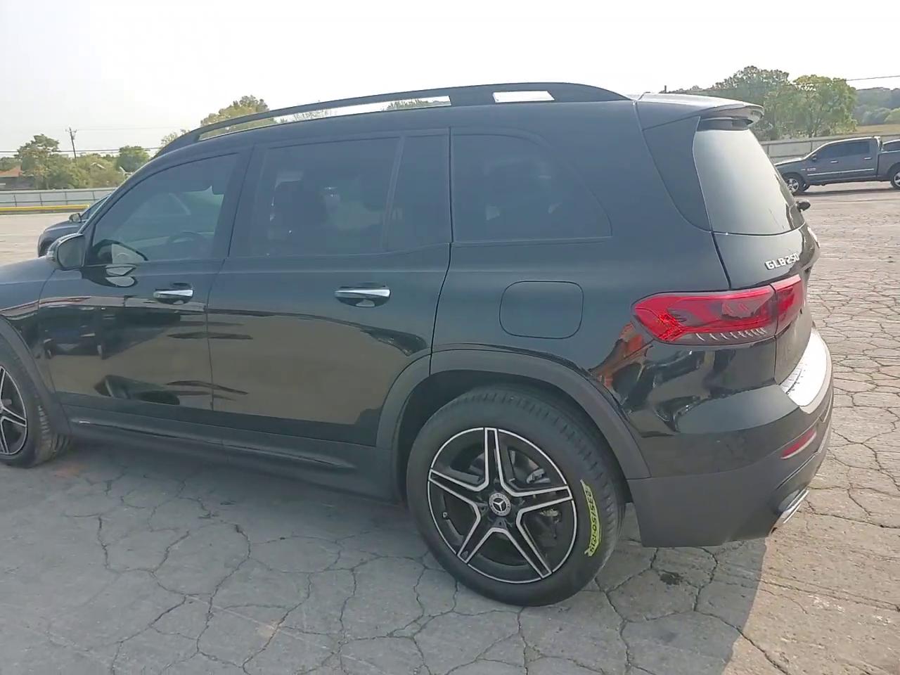 Фото: W1N4M4GBXPW334976