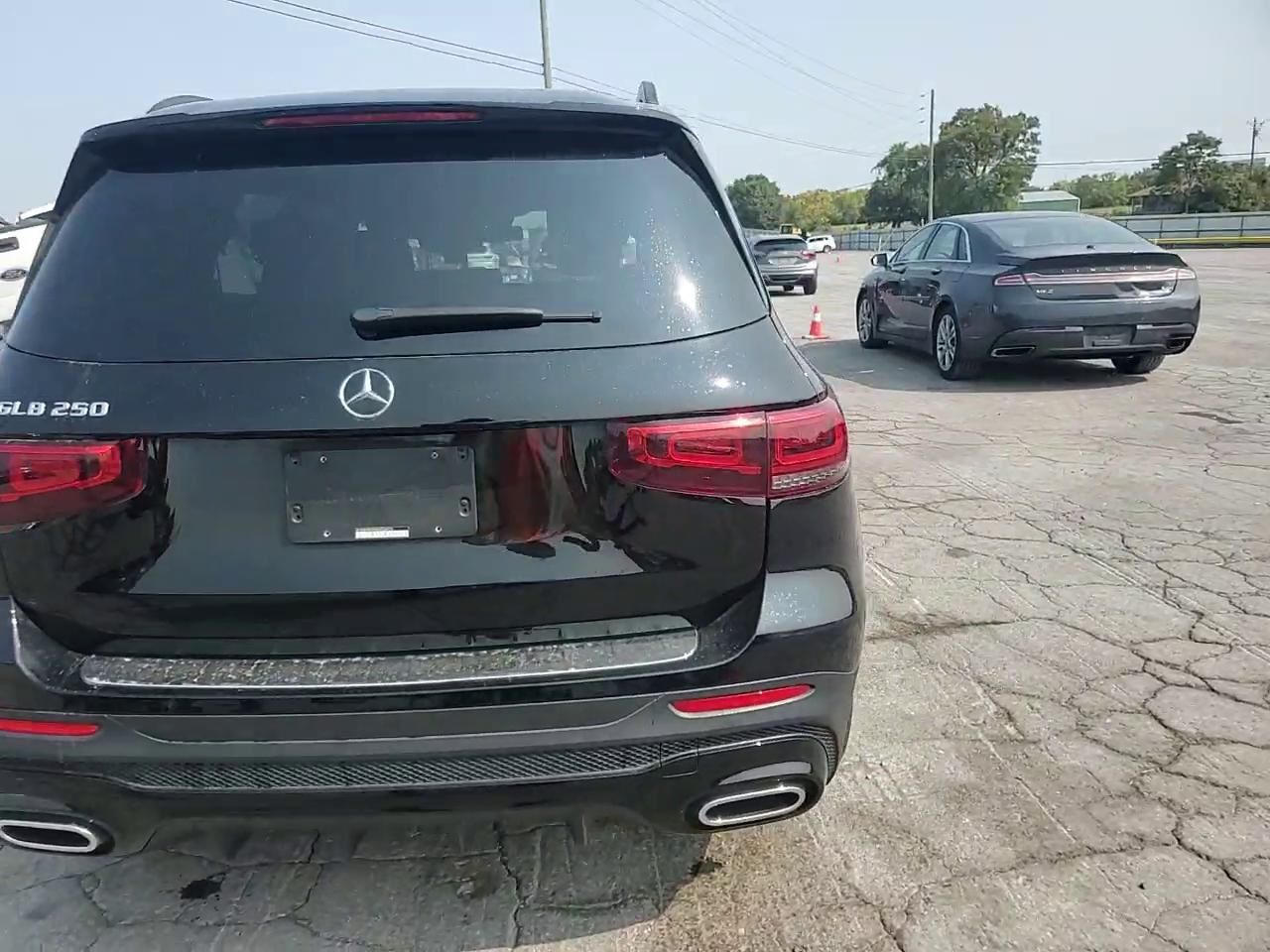 Фото: W1N4M4GBXPW334976