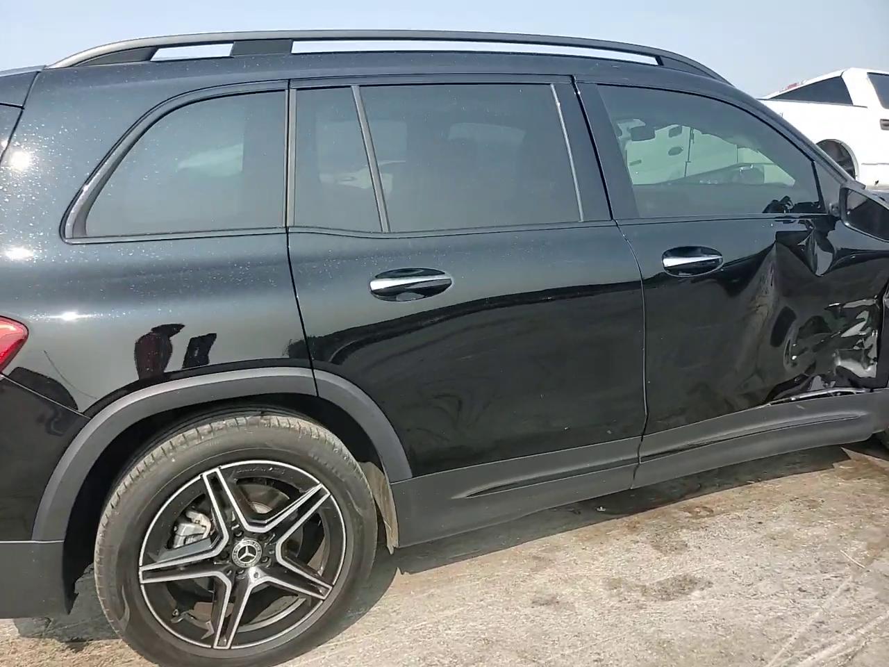 Фото: W1N4M4GBXPW334976