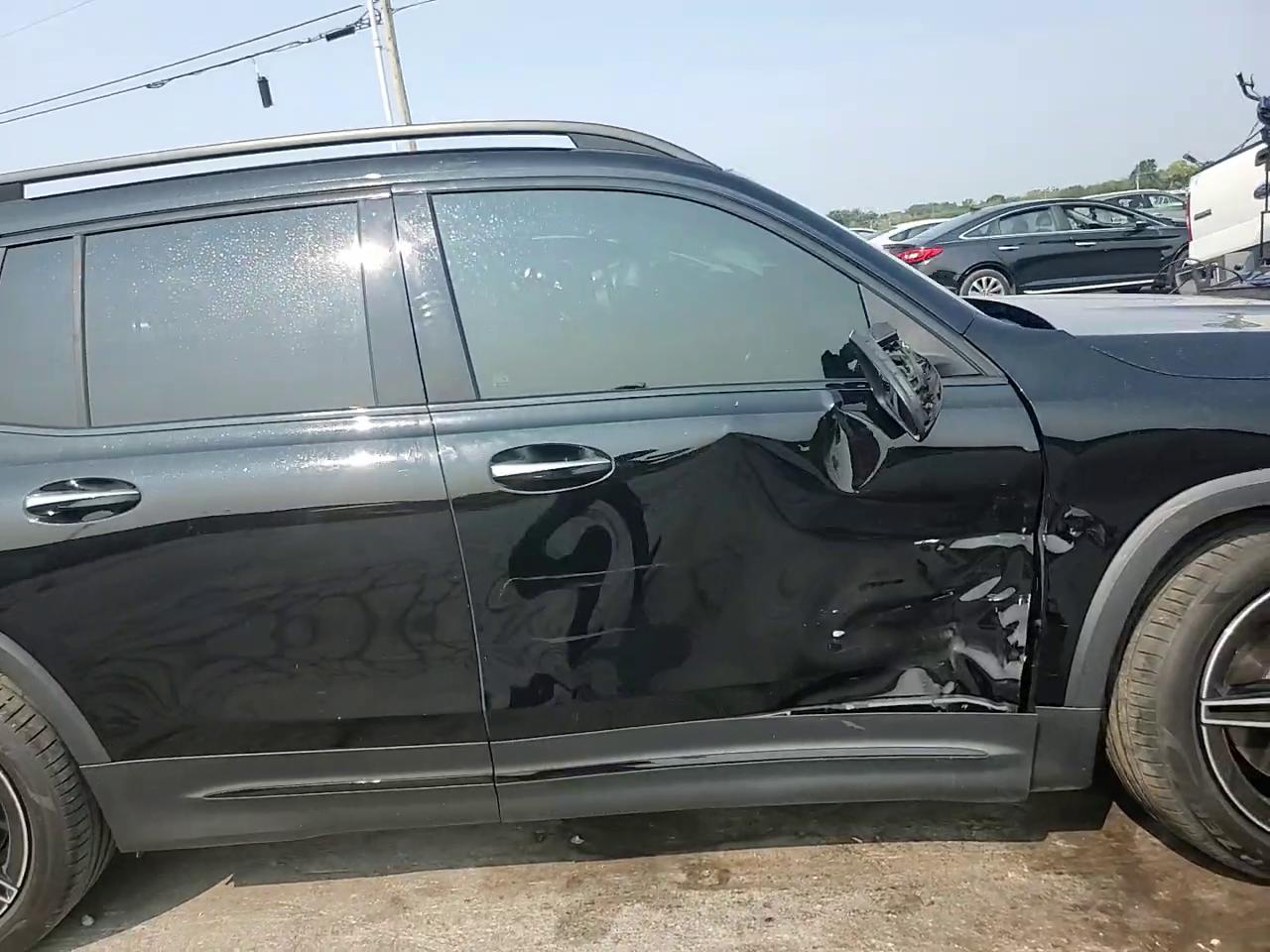 Фото: W1N4M4GBXPW334976