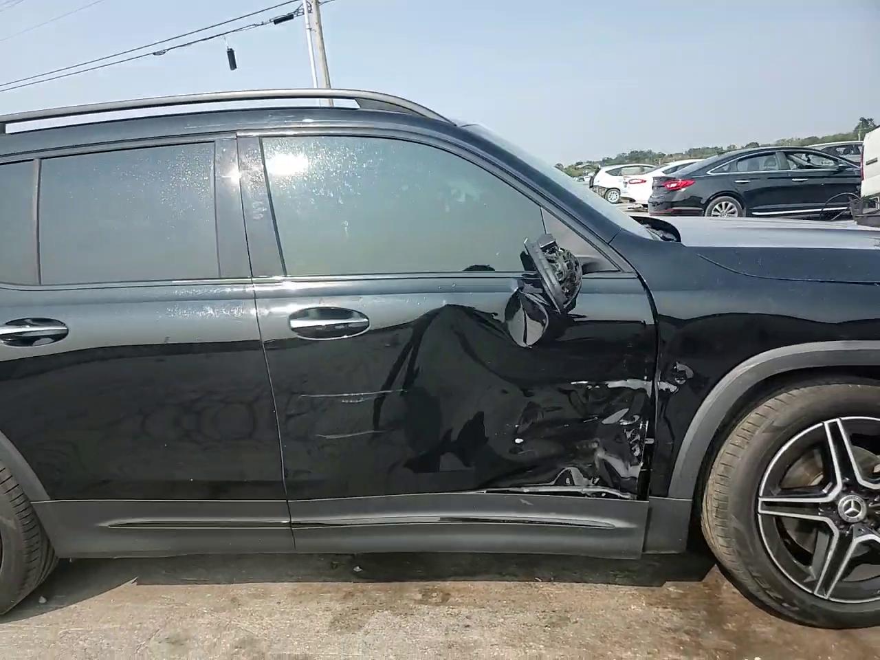 Фото: W1N4M4GBXPW334976