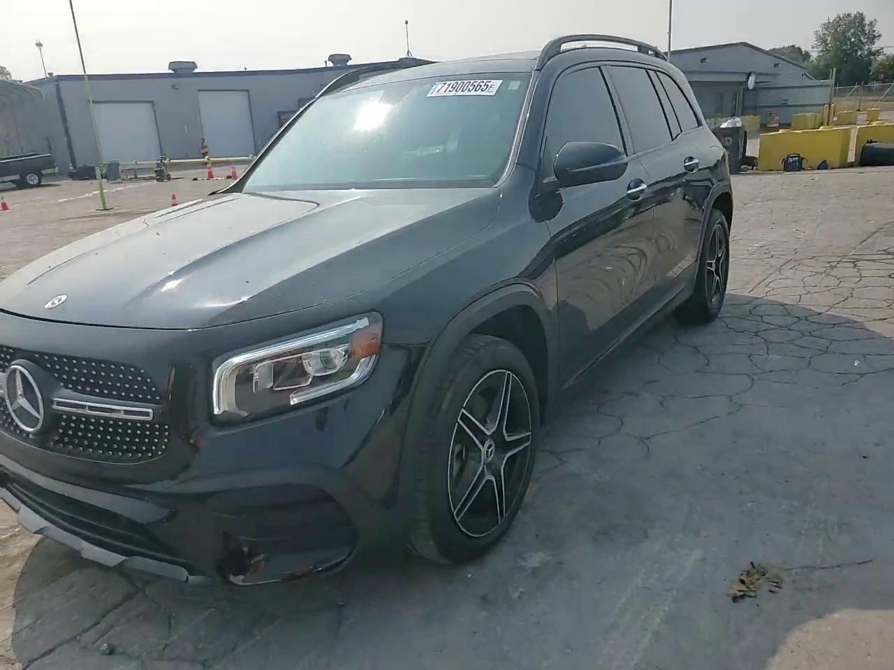 Фото: W1N4M4GBXPW334976