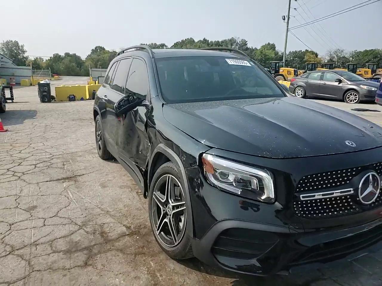 Фото: W1N4M4GBXPW334976