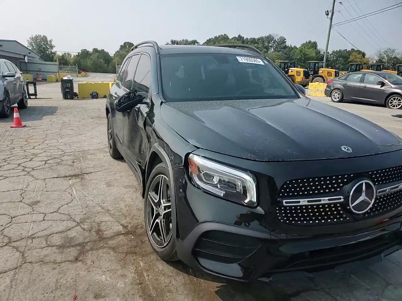 Фото: W1N4M4GBXPW334976