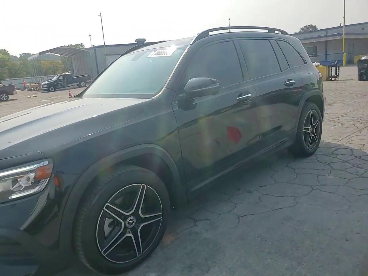 Фото: W1N4M4GBXPW334976