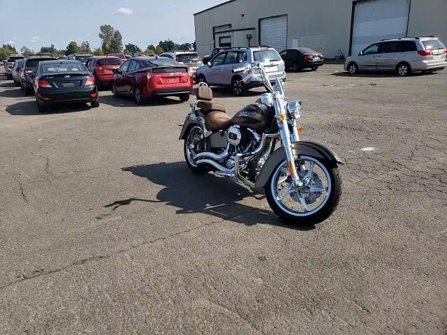 2012 Harley-Davidson Flstse3 Cvo Softail Convertible VIN: 1HD1PY912CB950295 Lot: 80573085
