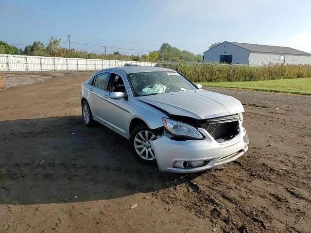 2012 Chrysler 200 Touring VIN: 1C3CCBBB5CN176116 Lot: 81840845