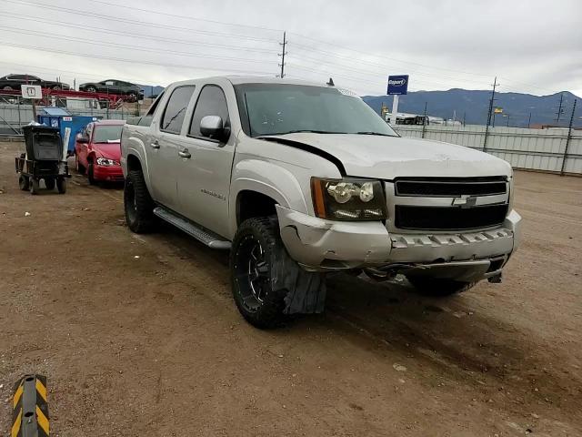 2008 Chevrolet Avalanche K1500 VIN: 3GNFK12358G173481 Lot: 81672315