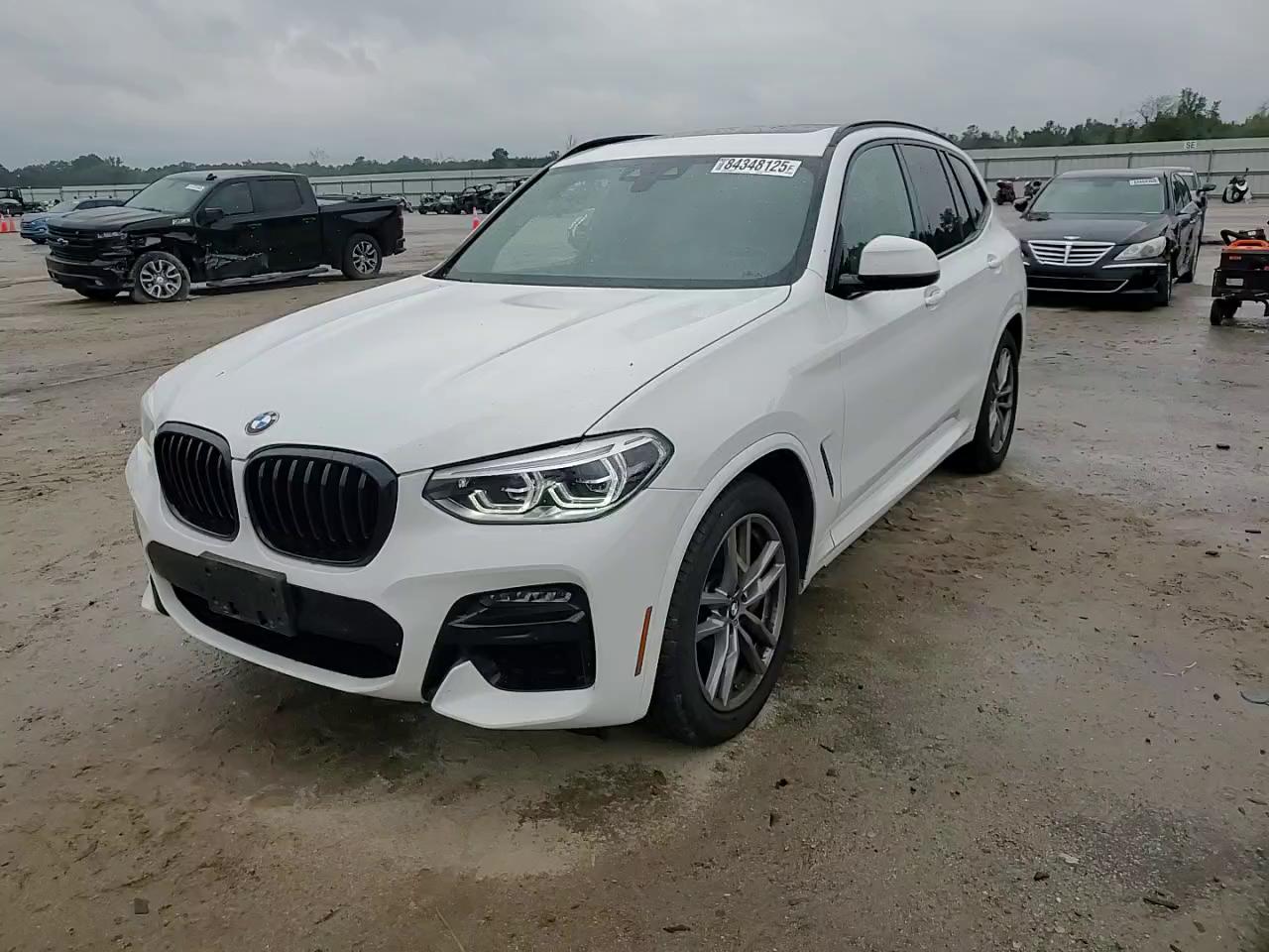 Фото: 5UXTY9C05M9F33261