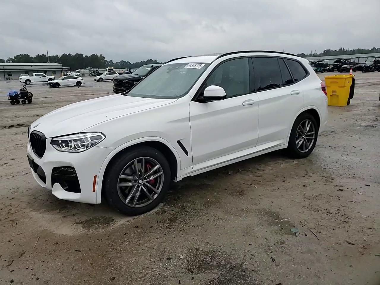 Фото: 5UXTY9C05M9F33261