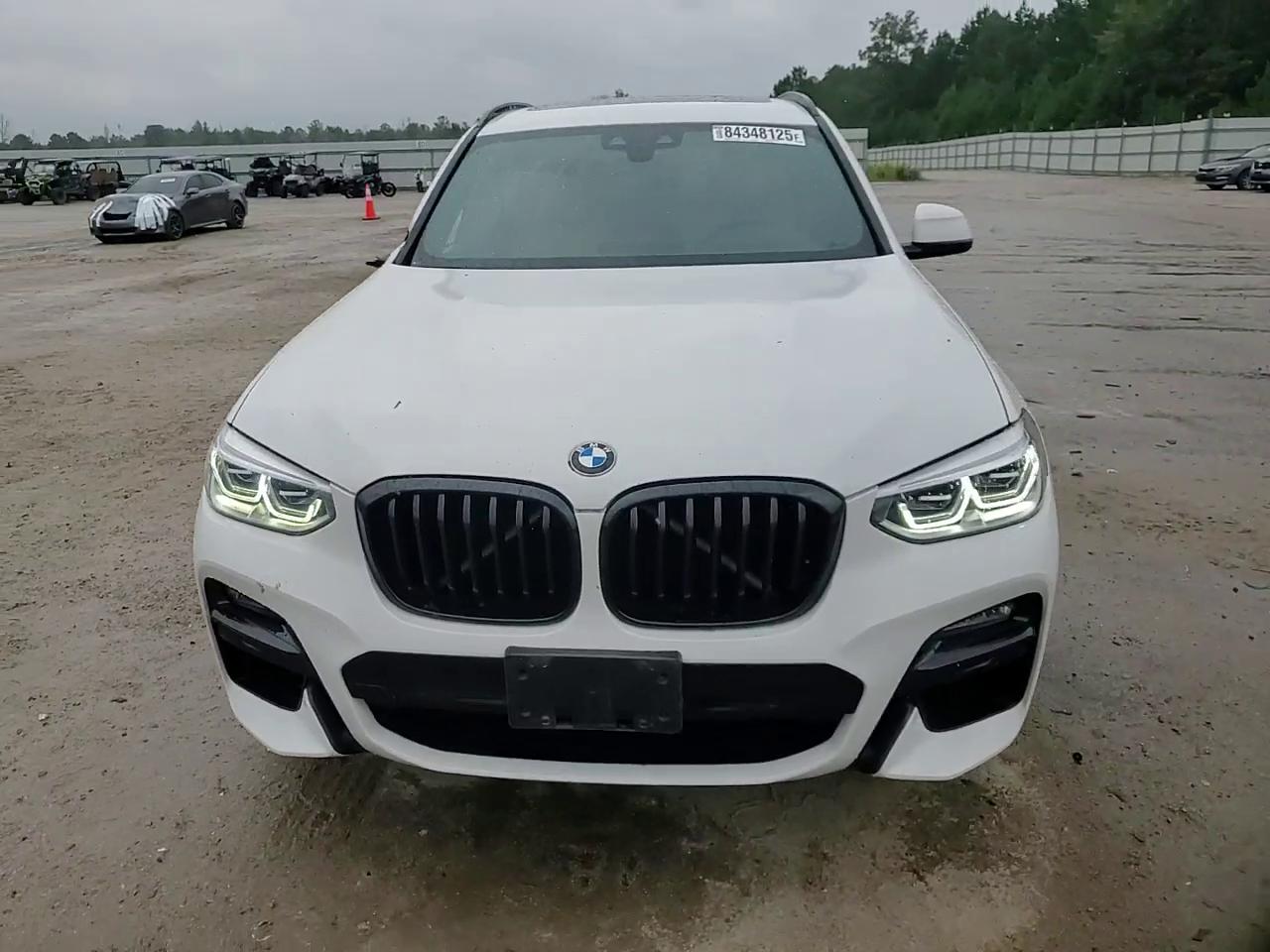 Фото: 5UXTY9C05M9F33261