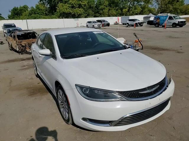 2015 Chrysler 200 Limited VIN: 1C3CCCAB4FN654568 Lot: 71533365