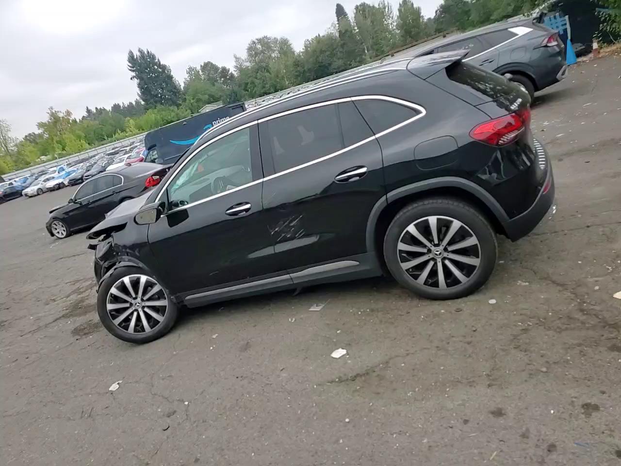 Фото: W1N4N4HB3PJ437973