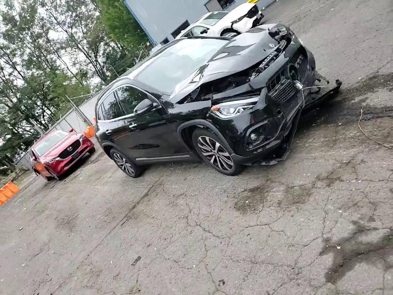 Фото: W1N4N4HB3PJ437973