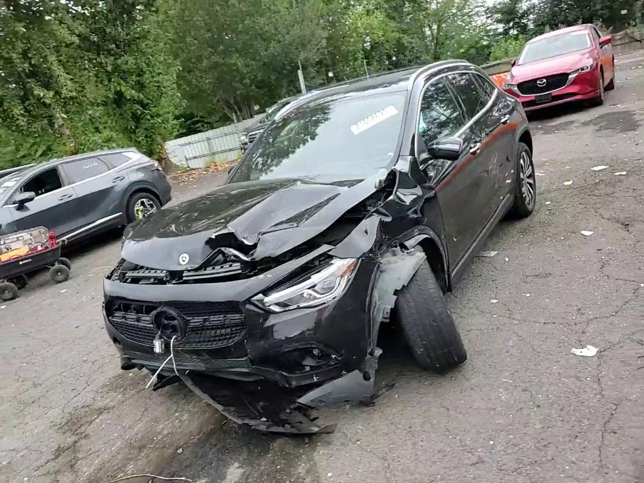 Фото: W1N4N4HB3PJ437973