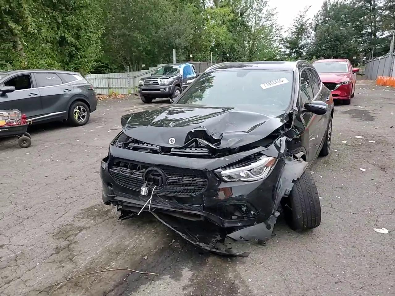 Фото: W1N4N4HB3PJ437973