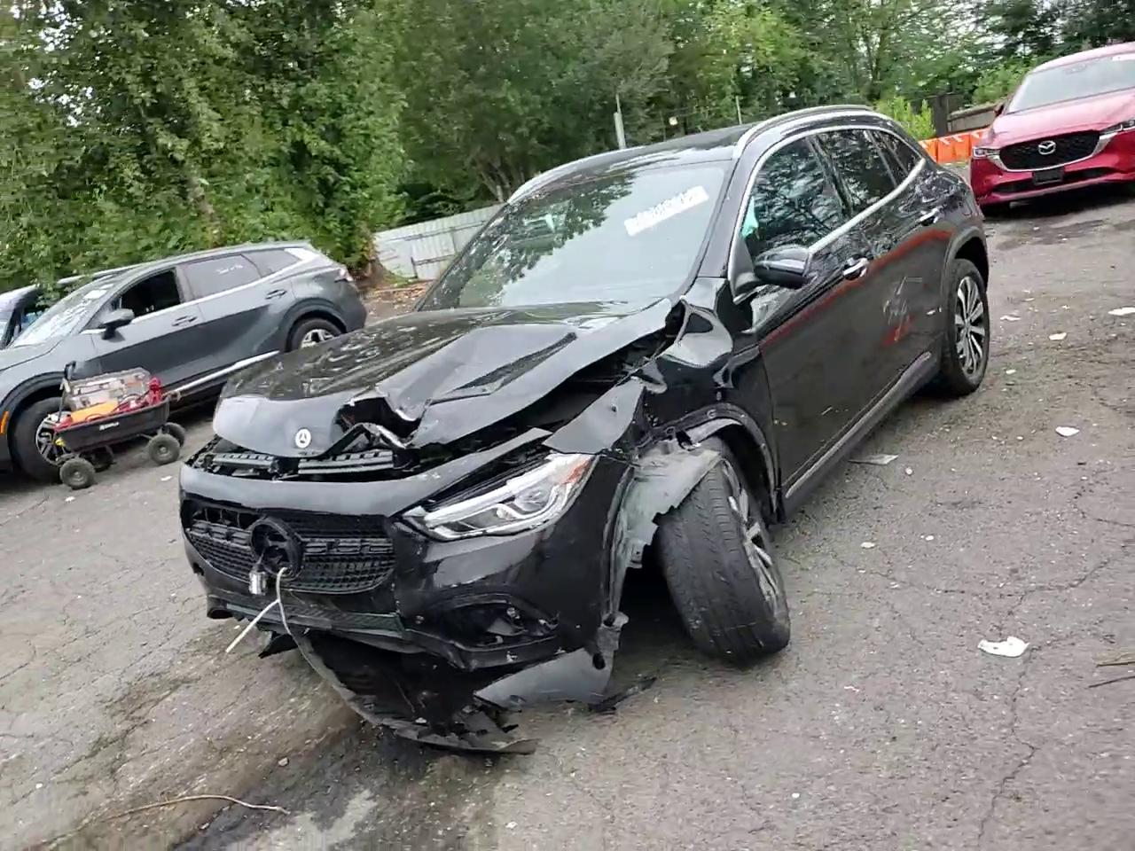 Фото: W1N4N4HB3PJ437973