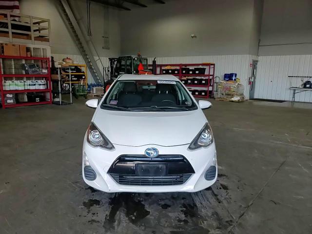2016 Toyota Prius C VIN: JTDKDTB38G1132952 Lot: 80446925