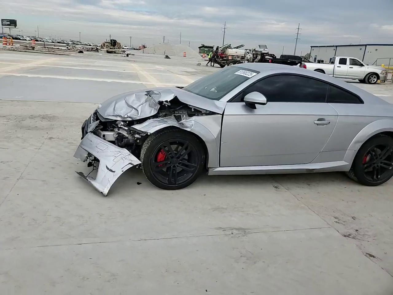 Фото: TRUAEAFV4N1000864