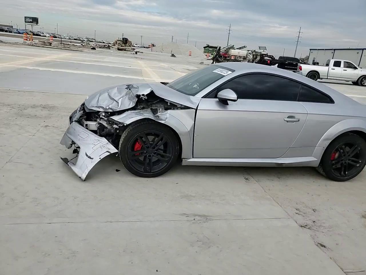 Фото: TRUAEAFV4N1000864