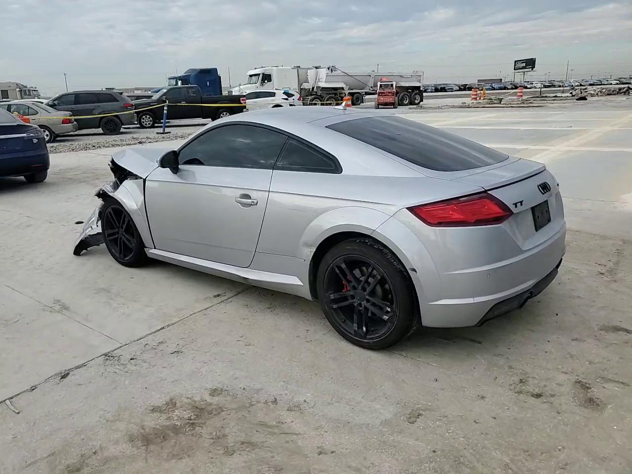 Фото: TRUAEAFV4N1000864