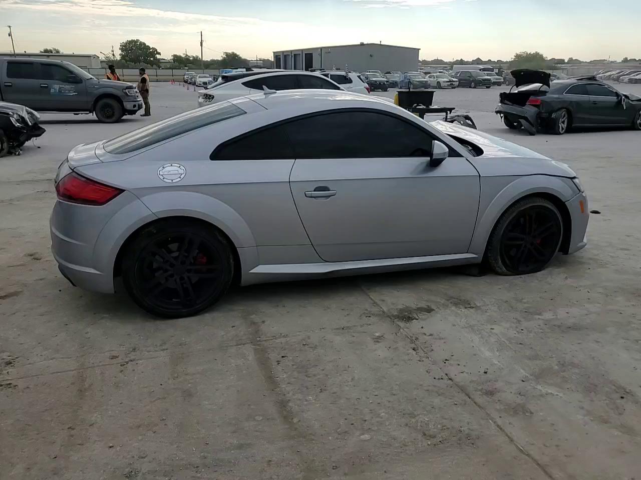 Фото: TRUAEAFV4N1000864