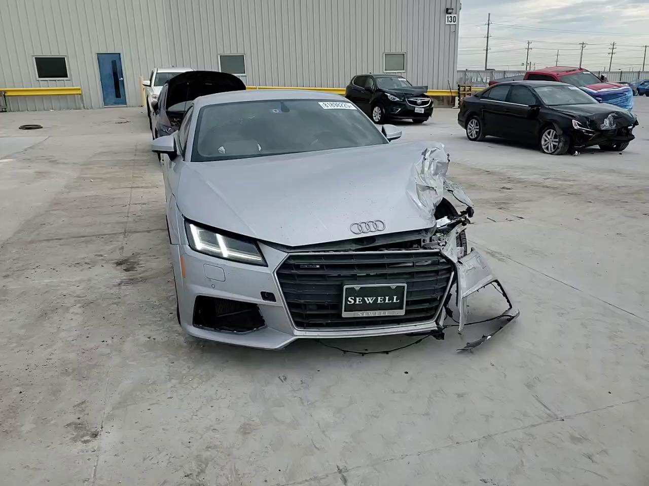 Фото: TRUAEAFV4N1000864